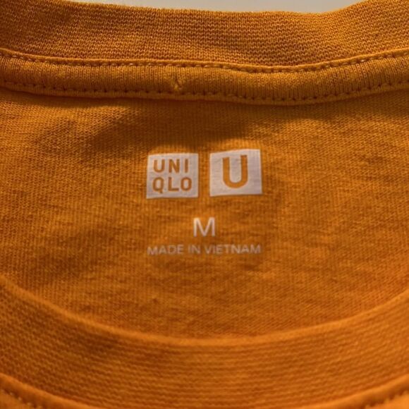 UNIQLO golden yellow short sleeve crewneck T-shirt slight stretch size medium - Picture 6 of 8